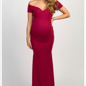 Maternity gown